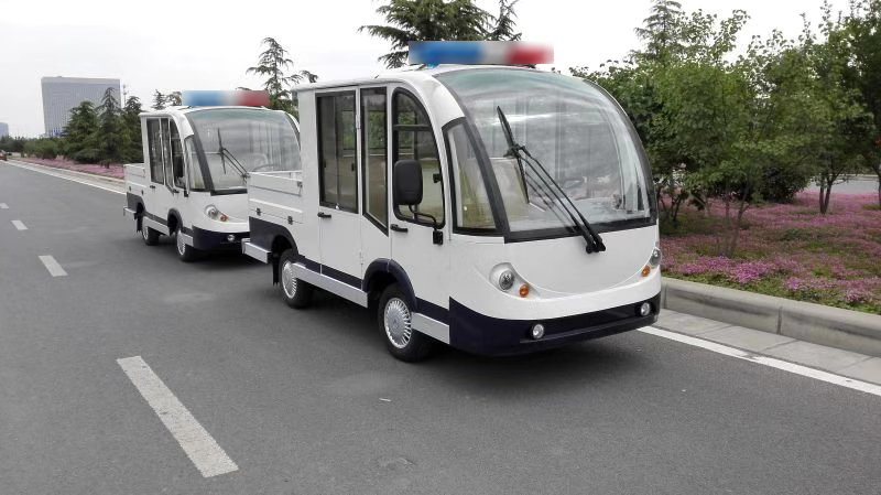 益高警用巡逻车